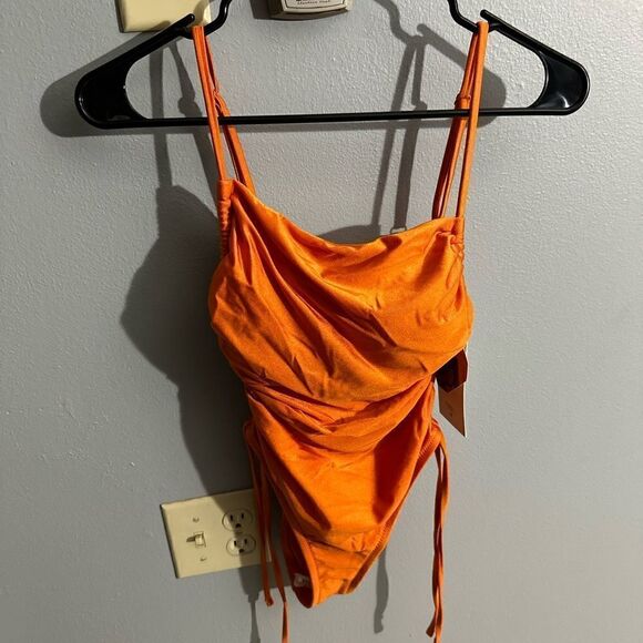 FeNoel Metallic SideRuched HighLeg Cheeky OnePiece Swimsuit Orange NWT Size XS - Picture 3 of 8